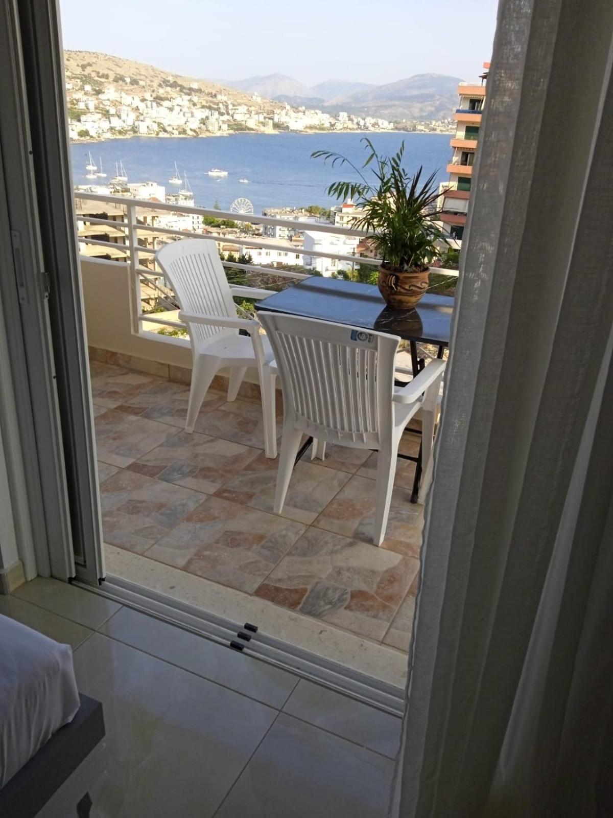 Mariana Apartments ساراندا الغرفة الصورة