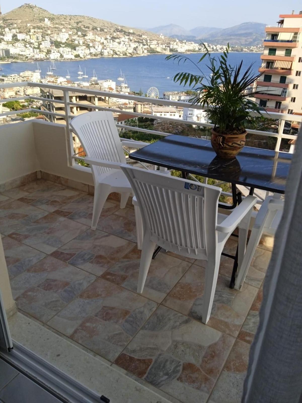 Mariana Apartments ساراندا الغرفة الصورة
