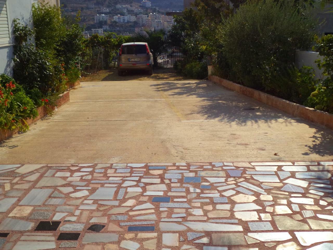 Mariana Apartments ساراندا المظهر الخارجي الصورة